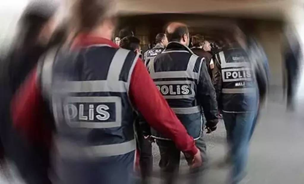 FETÖ'nün 'emniyet mahrem' yapılanmasına büyük operasyon! 33 gözaltı