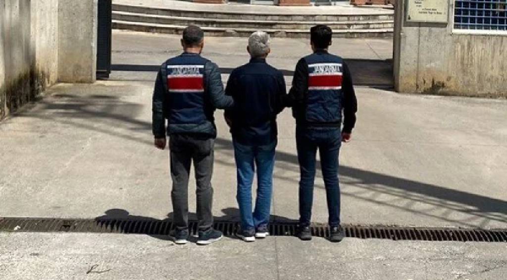 FETÖ üyesi eski tümgeneral yakalandı