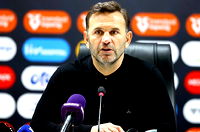 Okan Buruk'tan gündeme dair önemli mesajlar