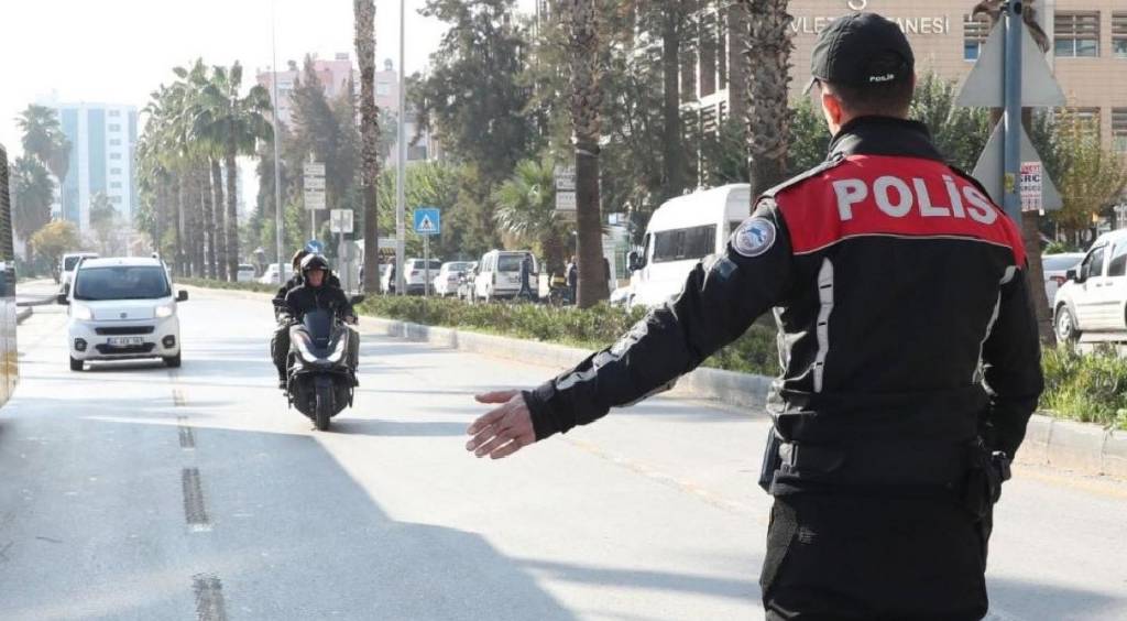 Kask takmayan 475 bin motosiklet sürücüsüne işlem yapıldı