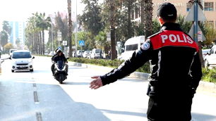 Kask takmayan 475 bin motosiklet sürücüsüne işlem yapıldı