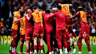 Şampiyon Galatasaray, rotasyona gidiyor, 7 isim kafilede yer almadı