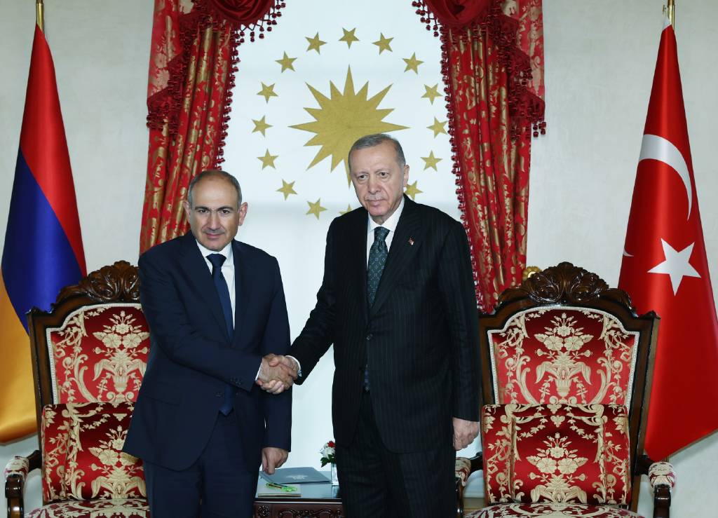 Cumhurbaşkanı Erdoğan, Ermenistan Başbakanı Paşinyan'ı kabul etti
