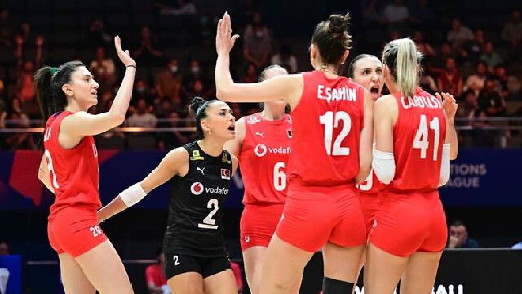 Filenin Sultanları, Polonya'yı mağlup ederek 3'te 3 yaptı
