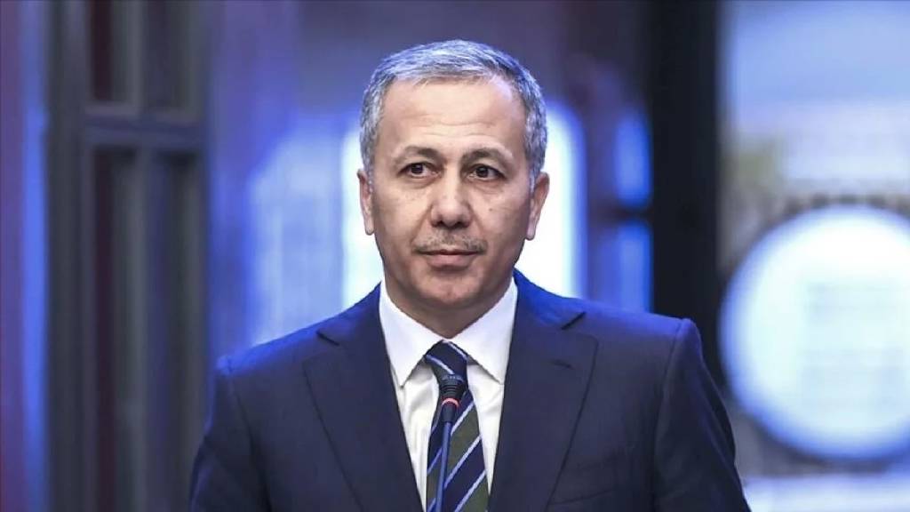 Siyasilerden bayram mesajı