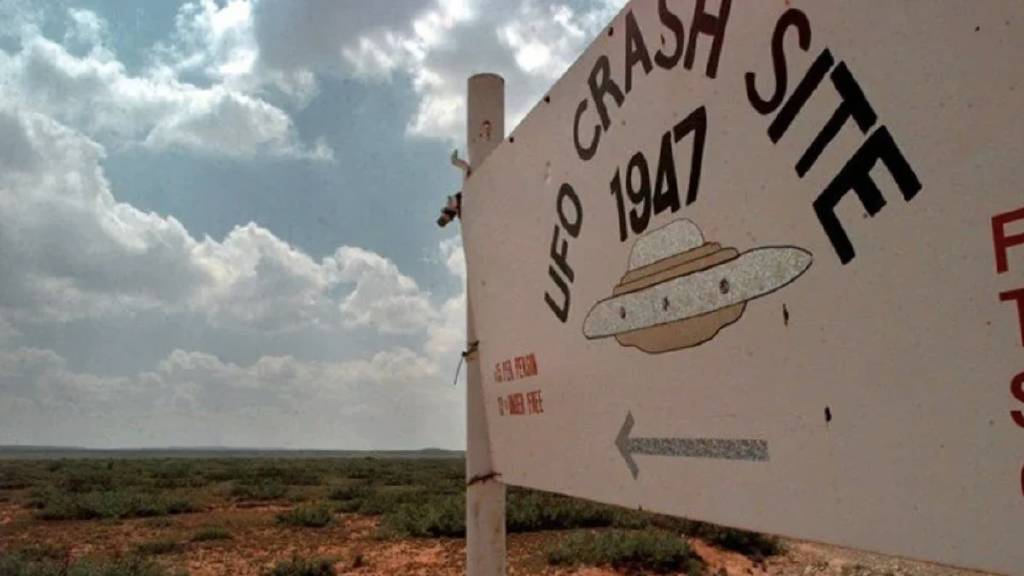 Pentagon'un UFO sırrı ortaya çıktı! Silah programları gizlendi