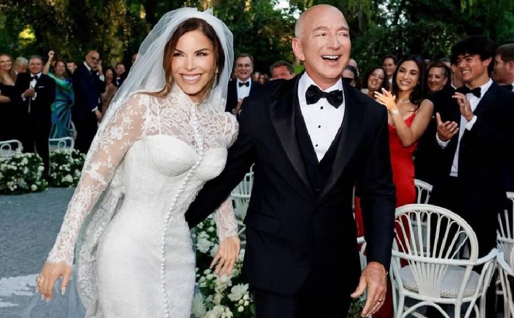 Yüzyılın düğünü… Lauren Sanchez'in gelinliğinin yapımı, 900 saat sürdü!