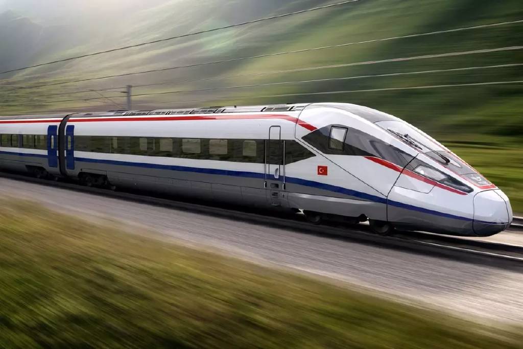 Yeni süper hızlı tren projesiyle Ankara-İstanbul seyahati 80 dakika!