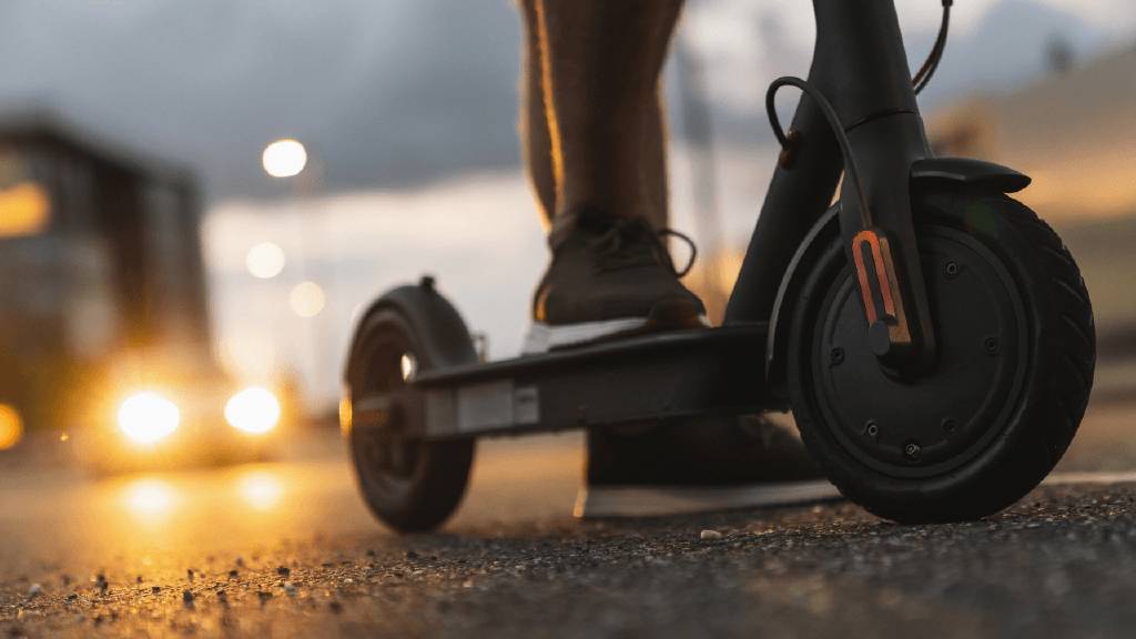 Kuralsızca kullanılıyordu! Elektrikli scooter'lara yeni düzenleme