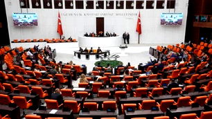 TBMM'nin çalışma süresi uzatıldı