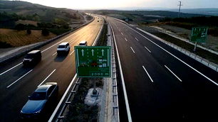 Otoyol ücretlerine otomatik artış!
