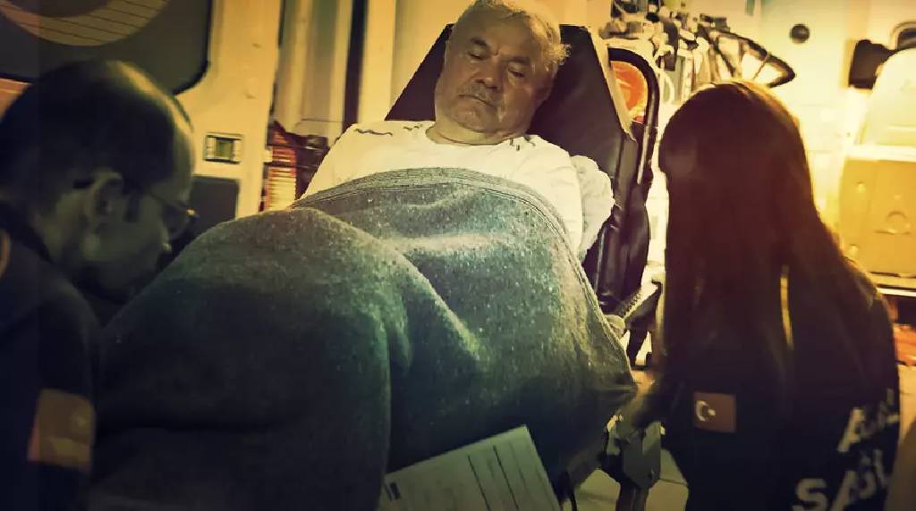 Kızılay Şube Başkanı Mehmet Sılay dağda mahsur kaldı: 4 kişi askeri helikopterle kurtarıldı