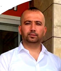 Adana'da genç bir adam, aracına binerken öldürüldü