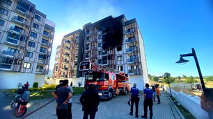 Çanakkale'de apartman yangını: 10 kişi dumandan etkilendi