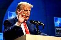 Trump: İran'ın nükleer tesislerinden hiçbir şey çıkarılmadı