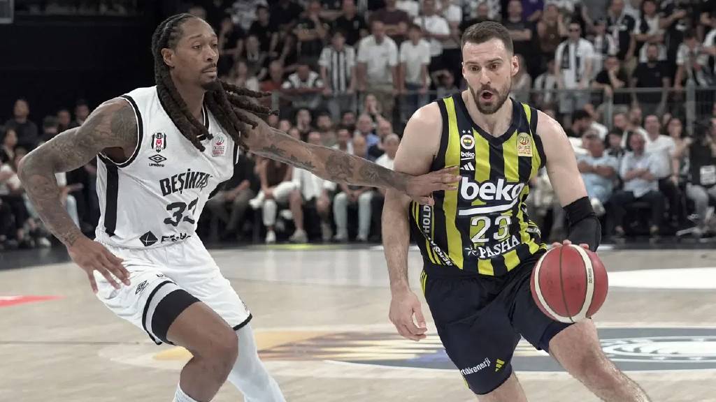 Deplasmanda kazandı! Fenerbahçe Beko şampiyonluğa bir galibiyet uzaklıkta