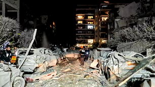 Tel Aviv’de İran bombardımanı: Sokaklardan görüntüler...
