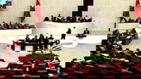 TBMM’de gerginlik… ‘Divanda bağırma, çık!’ dedi, birleşime ara verdi…