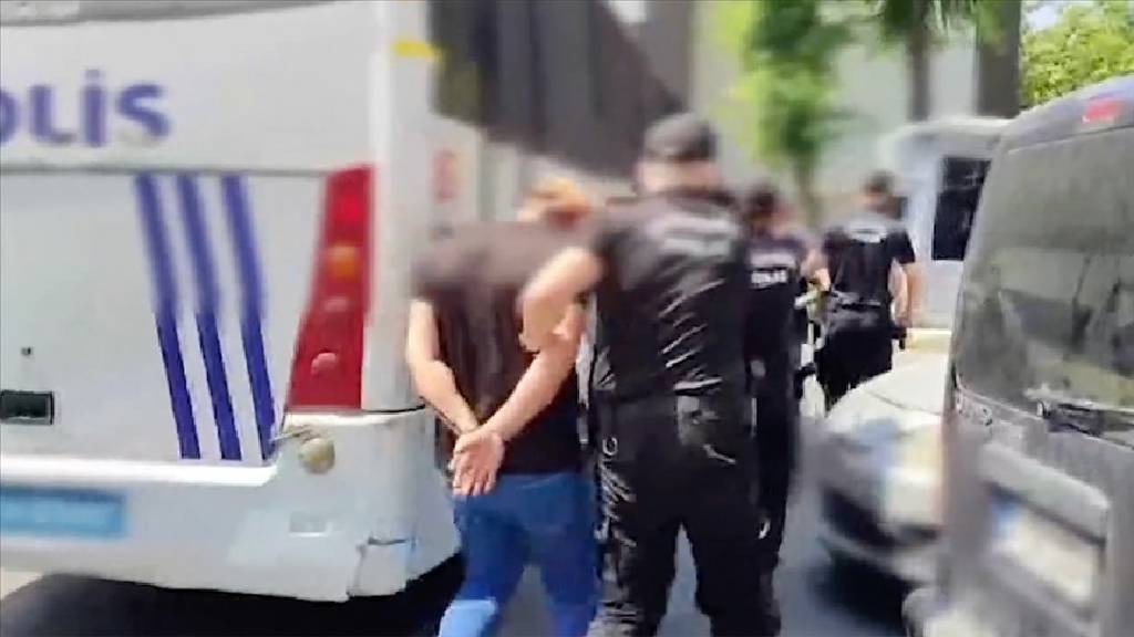 İstanbul’daki bir hastanede ‘haksız kazanç’ elde eden 7 şüpheli tutuklandı…
