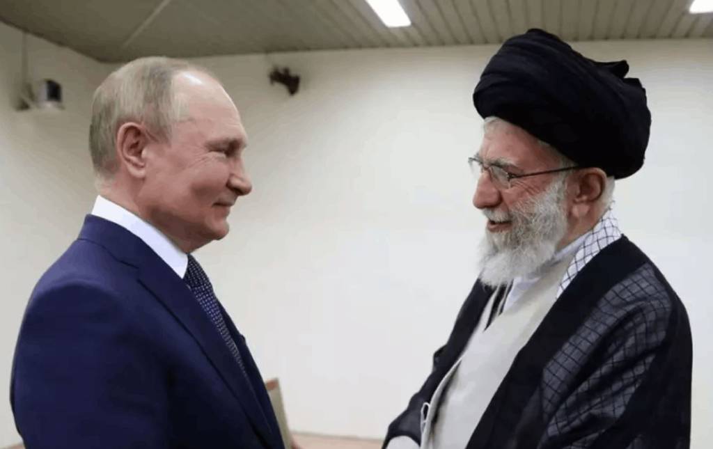 Hamaney'den Putin'e mektup: İran'a destek olun