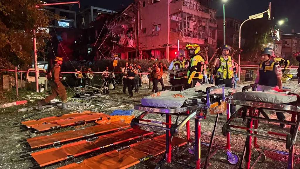İran'dan İsrail'e misilleme: En az otuz beş İsrailli yaralandı!