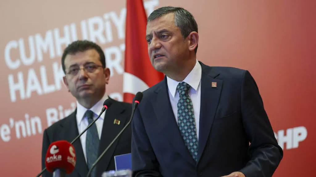Özgür Özel'den RTÜK cezalarına tepki