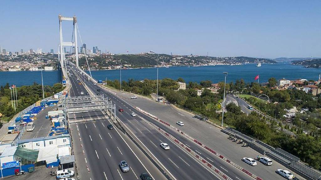 Kurban Bayramı'nda köprü, otoyol ve toplu ulaşım ücretsiz oldu