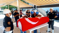 Kurban keserken kalp krizi geçiren polis, hayatını kaybetti