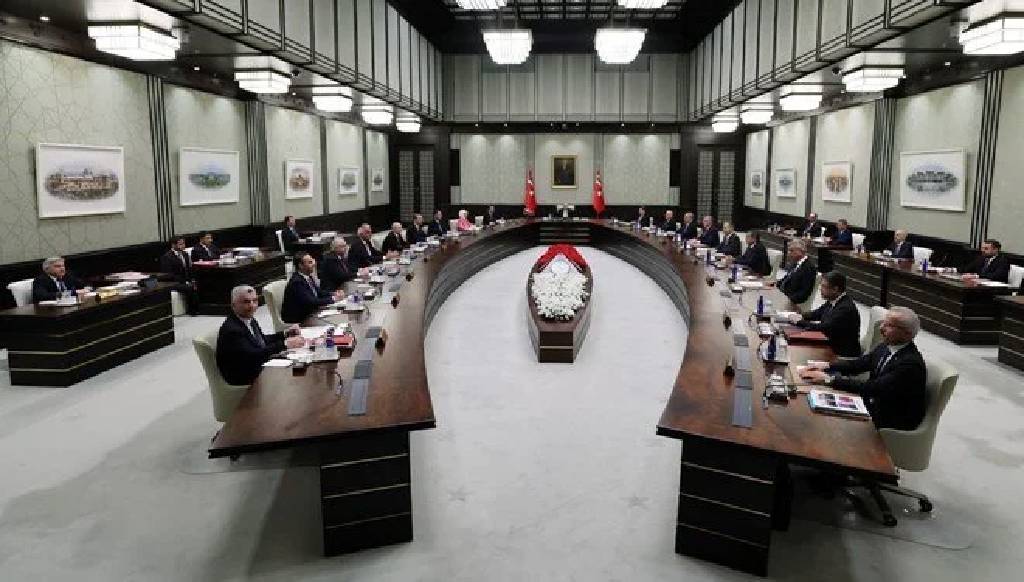 Kabine toplanıyor: Gündemde hangi konular var?