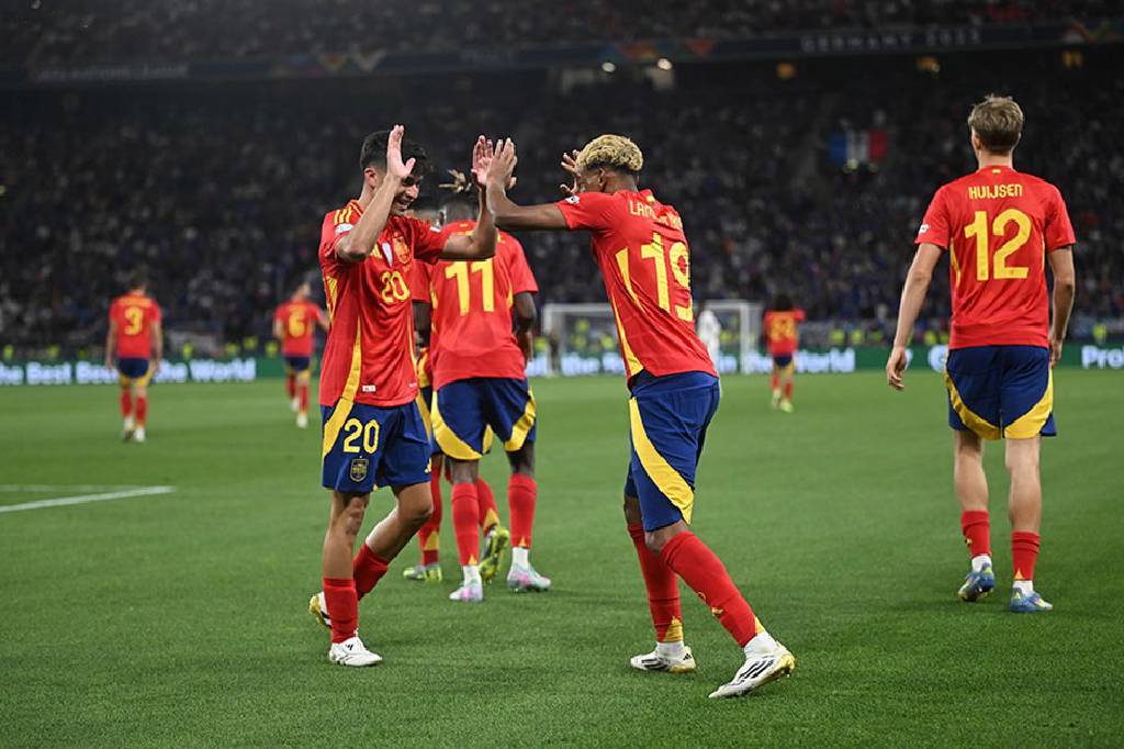 İspanya'dan tarihe geçen zafer! İspanya 5 - 4 Fransa maç sonucu