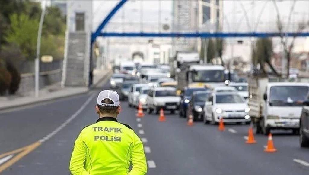 İçişleri Bakanı Yerlikaya duyurdu: 4-6 Haziran arası ağır taşıtlara kısıtlama