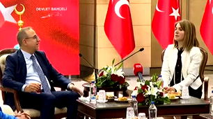 Partiler arasında bayramlaşma başladı