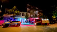 Elazığ'da dört katlı apartmanda yangın
