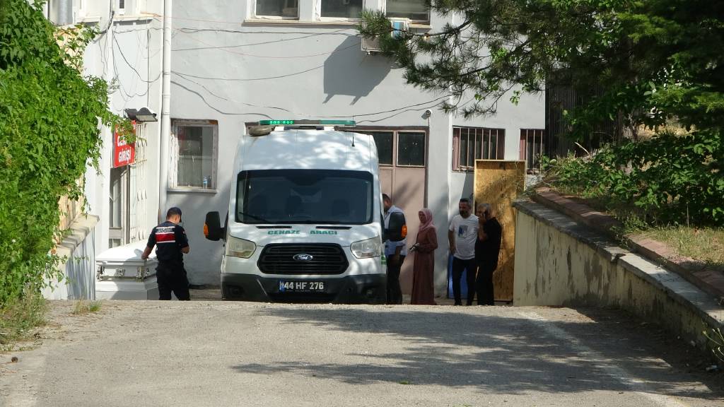 Malatya'da akrabaların "yol tartışması" kanlı bitti: 2 ölü