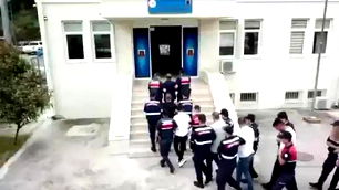 Bakan Yerlikaya duyurdu: Dolandırıcı ve tefeci 11 çeteye darbe, 90 gözaltı