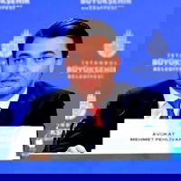 Mehmet Pehlivan, ‘yolsuzluk’ soruşturması kapsamında tutuklandı