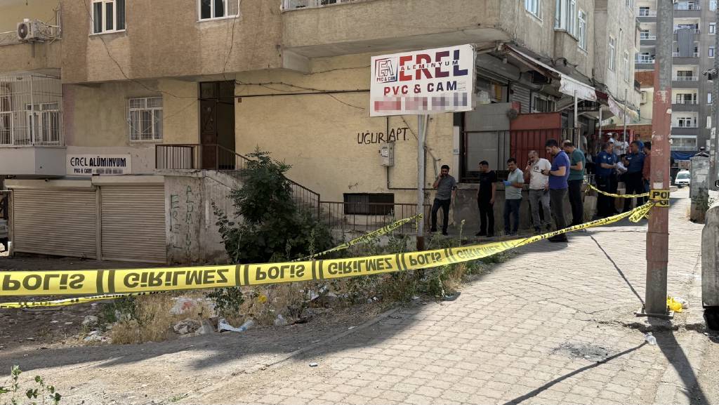 Maaşını alamayan çalışan, eczacıyı öldürdü!