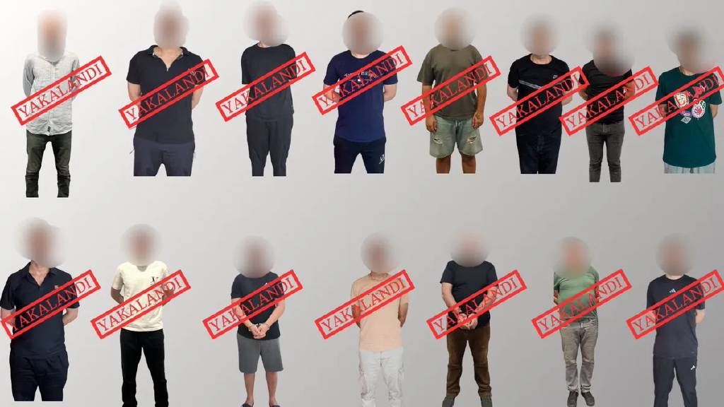 İçişleri’nden büyük operasyon: Kırmızı bültenle aranan 15 suçlu Türkiye’ye getirildi