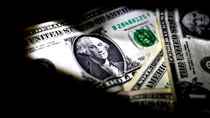 Dolarda tarihi çöküş: Son 50 yılın en büyük kaybı!
