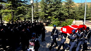 Şehidin naaşı, 67 yıl sonra memleketinde toprağa verildi