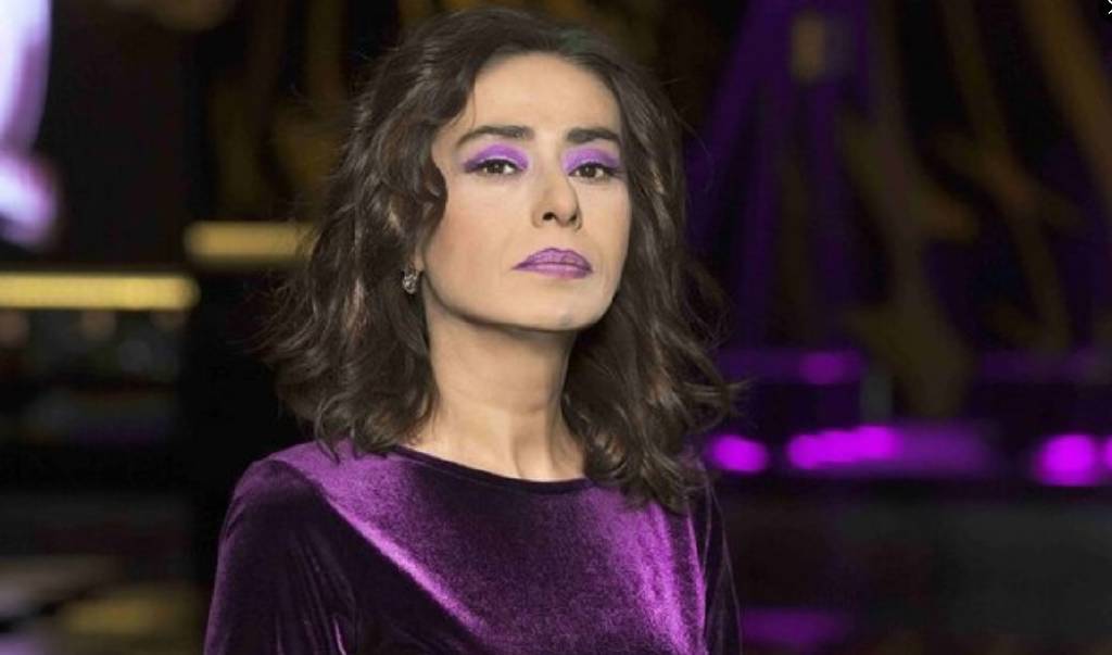 Mikrofonu eline almadı! Sanatçı Yıldız Tilbe, hastalığını açıkladı…