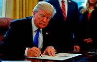Ve Trump imzaladı! ABD, 21 yıl sonra Suriye'ye karşı yaptırımları kaldırdı…