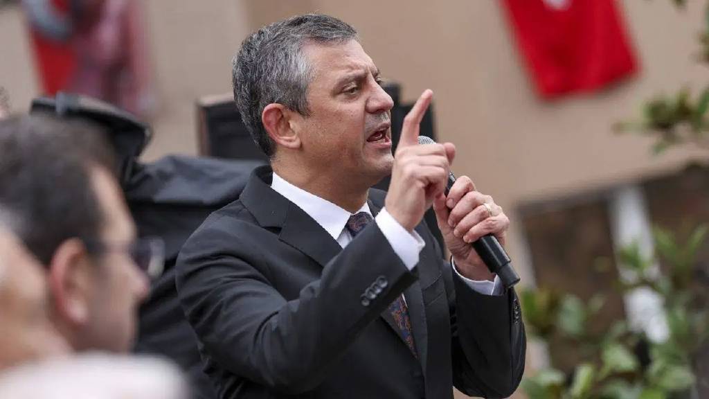 Özgür Özel’den cesur çıkış: “Birinci olmazsak siyaseti bırakırım!”