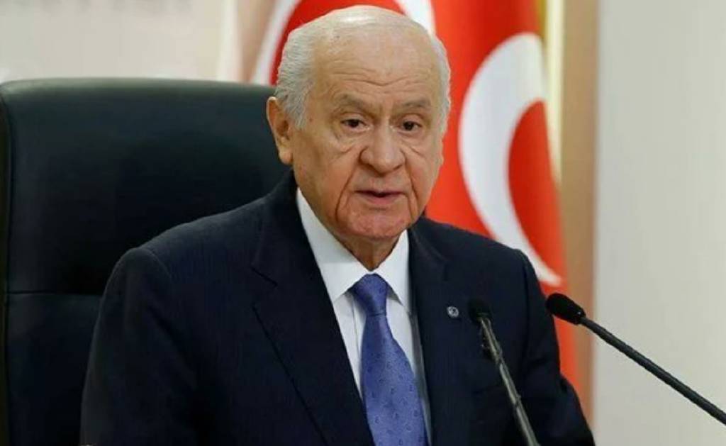 Devlet Bahçeli, Terörsüz Türkiye Komisyonu üyelerini duyurdu...