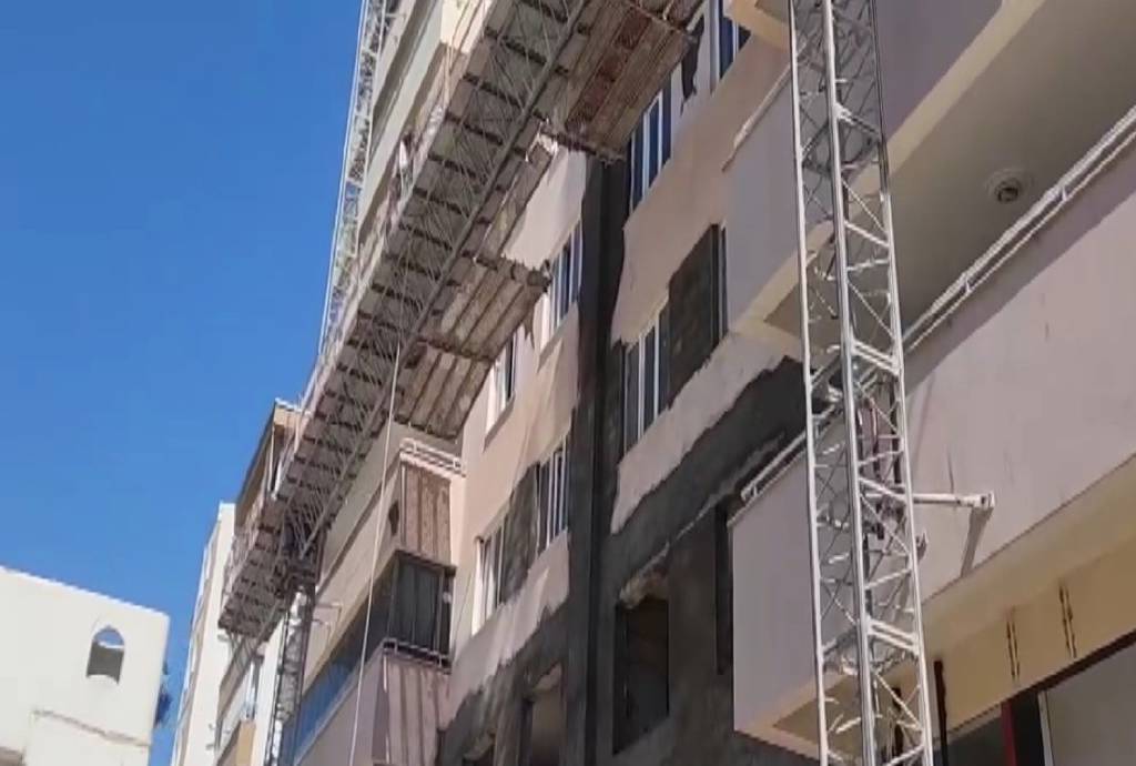Feci son! İskele kırıldı, işçiler yere çakıldı: 2 ölü, 1 yaralı