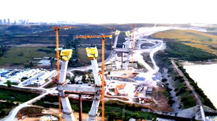 Sazlıdere Köprüsü’nde yol platformları yerleştiriliyor…