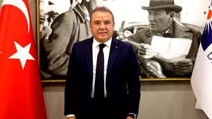 Antalya Büyükşehir Belediye Başkanı, rüşvet soruşturması kapsamında adliyeye sevk edildi