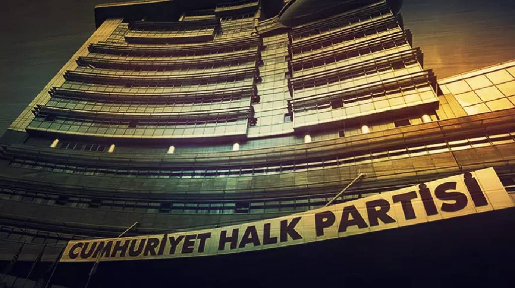 Özgür Özel'den komisyon açıklaması: 'Liste belli değil'