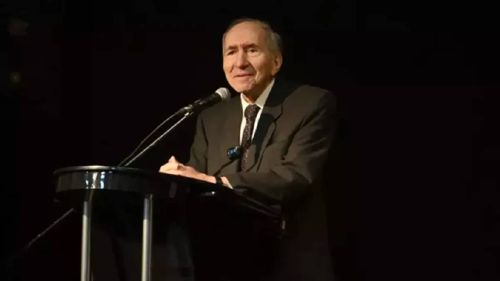 Altan Öymen entübe edildi