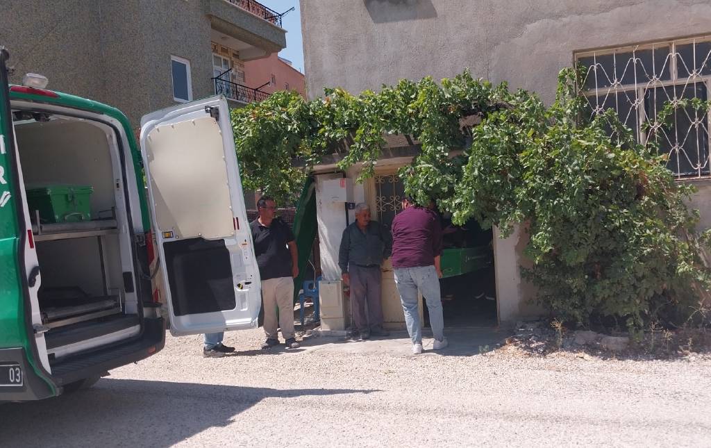 Şizofreni hastası şahıs, annesini bıçaklayarak öldürdü!